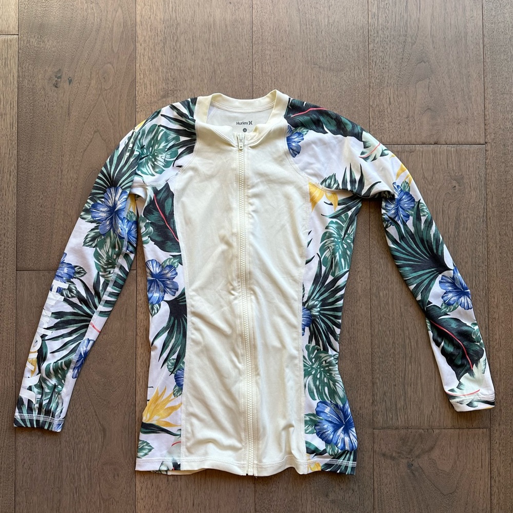 Hurley Surf top long sleeve with zipper - Never worn - size SM - tropical print